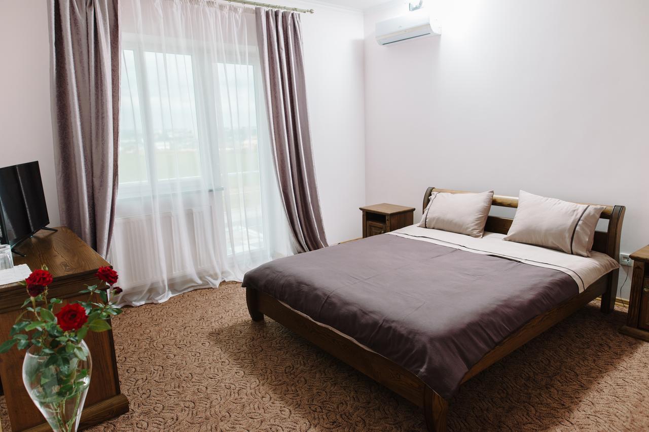 Hotel Korona Kolybayevka Eksteriør billede