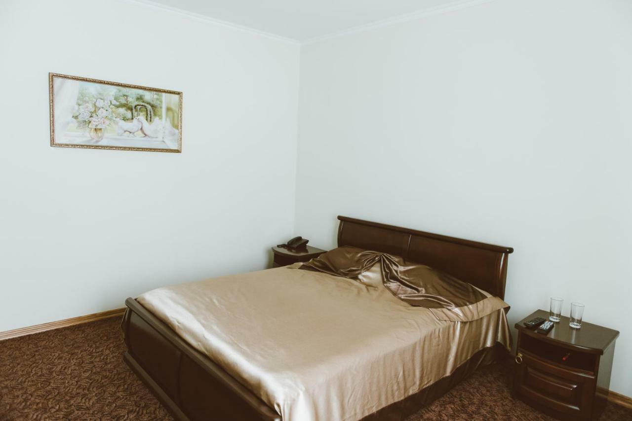 Hotel Korona Kolybayevka Eksteriør billede