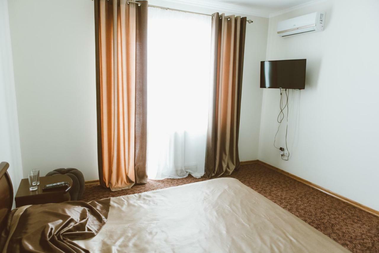 Hotel Korona Kolybayevka Eksteriør billede